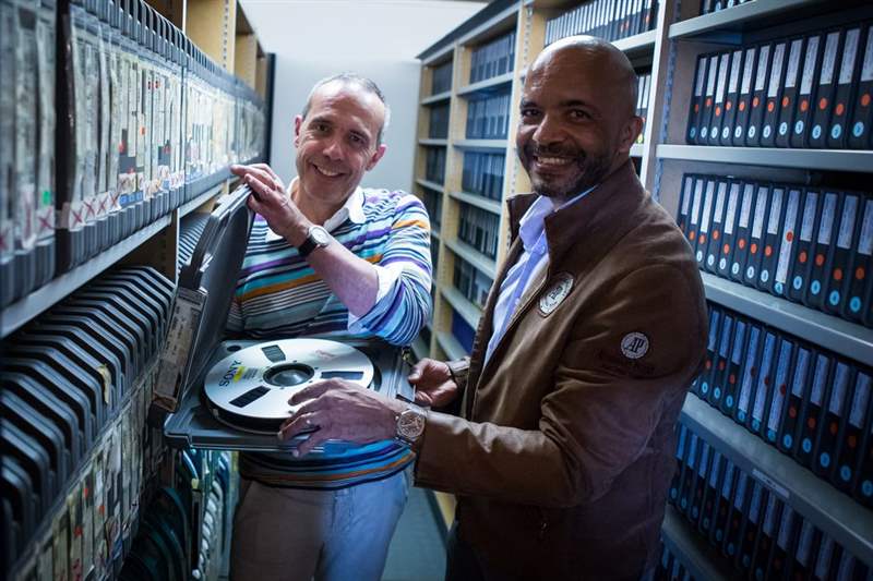 與當(dāng)代藝術(shù)零距離！Audemars Piguet愛彼從5個角度實踐藝術(shù)生活-復(fù)刻表