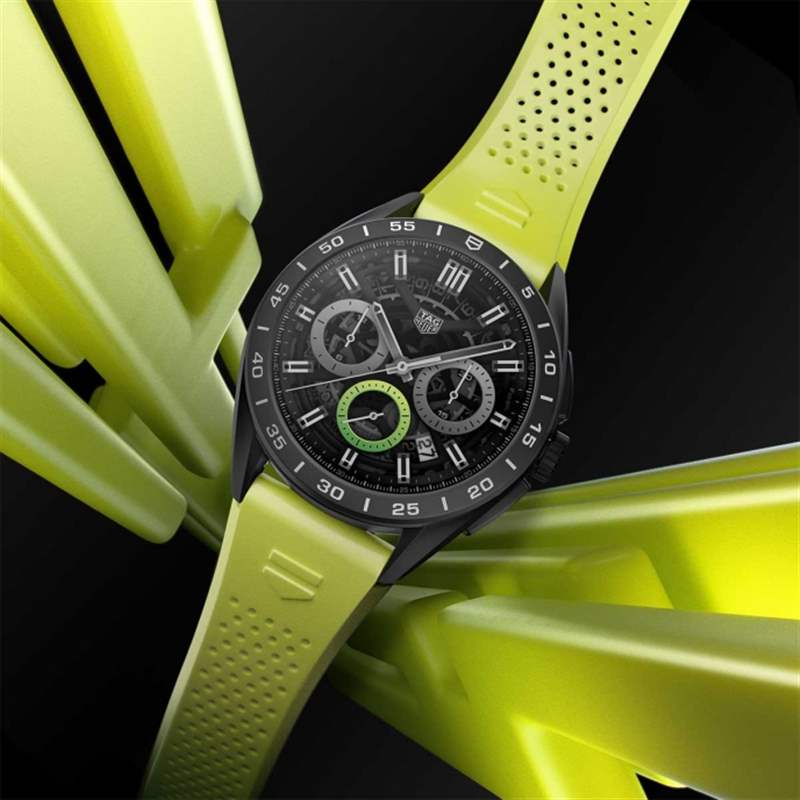 泰格豪雅Connected Calibre E4同時(shí)帶來(lái)42mm與45mm全新設(shè)計(jì)細(xì)節(jié)更多-復(fù)刻表