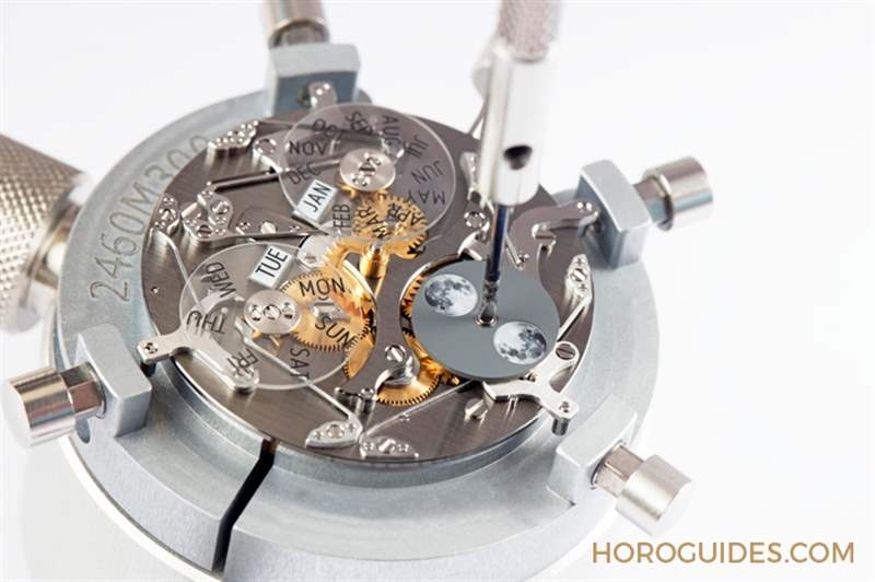 穿透面盤直視沉穩閃耀的機芯運轉｜江詩丹頓Traditionnelle全日歷鏤雕腕表-復刻表