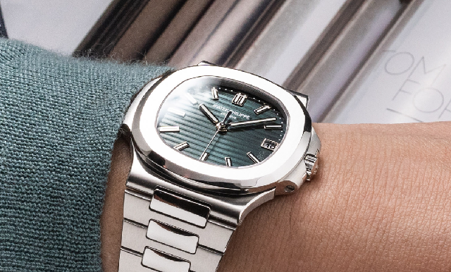 Nautilus 5711/1A華麗轉(zhuǎn)身三部曲：停產(chǎn)、綠面、再創(chuàng)天價！-復刻表