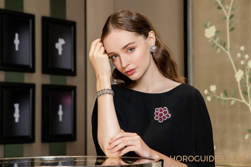 位在微風信義的法式寓所｜梵克雅寶全臺首間旗艦店優(yōu)雅開幕-復刻表