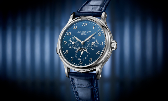 視聽都是極致饗宴！百達翡麗5374G三問萬年歷，「教堂鐘聲」配藍色大明火琺瑯表面-復刻表