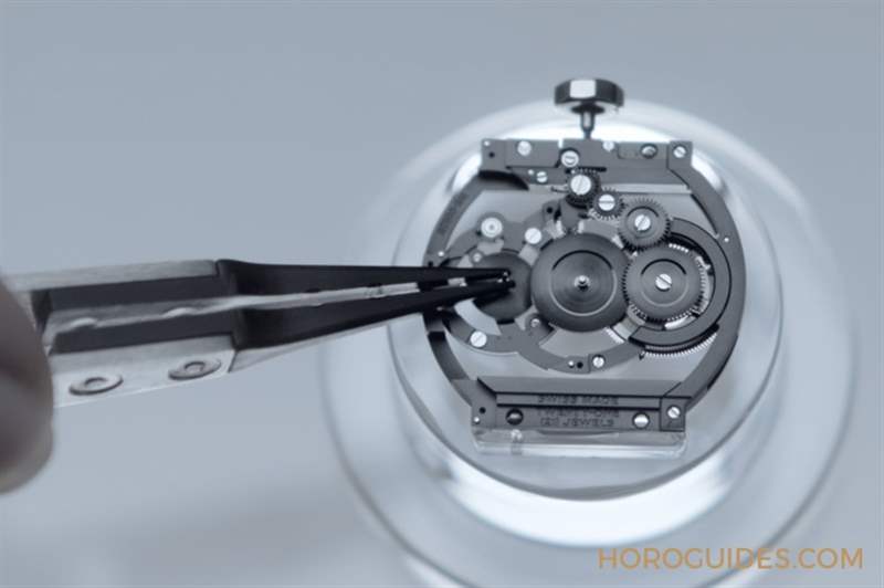 獅首章紋，實(shí)力的印記｜盤(pán)點(diǎn)CHANEL 2021新作與自制復(fù)雜機(jī)芯-復(fù)刻表