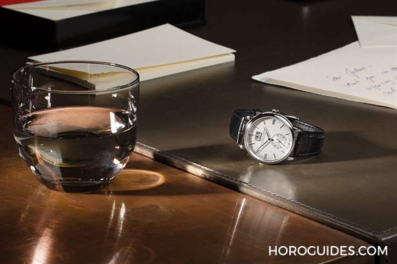 古典銀白色面盤登場｜朗格Saxonia Outsize Date再次演繹-復刻表