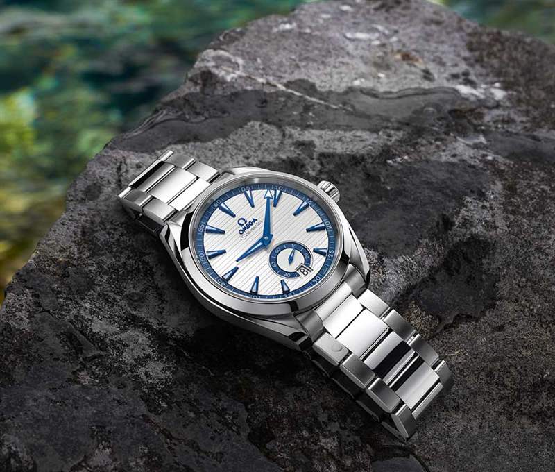 歐米茄海馬系列大地小秒針，在陸地和海洋之間-復(fù)刻表