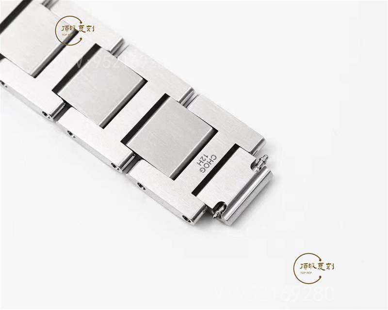 天花板級別復刻表之V6廠卡地亞藍氣球做工怎么樣-復刻表