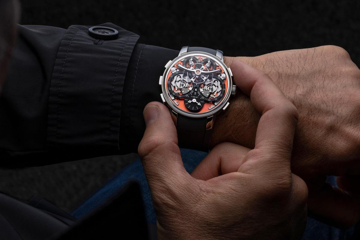 完美演繹一加一大于二的道理！MB&F首款計時碼表現(xiàn)身-復(fù)刻表