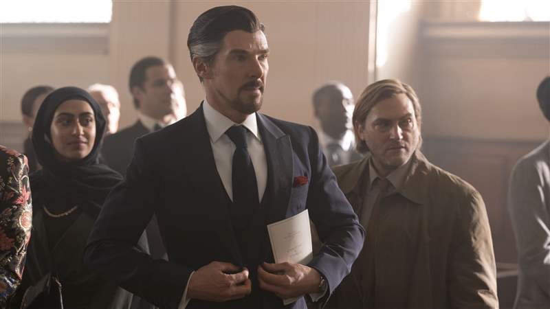 奇異博士手表藏彩蛋？班奈迪克康柏拜區穿梭「多重宇宙」的幸運物來自它！-復刻表