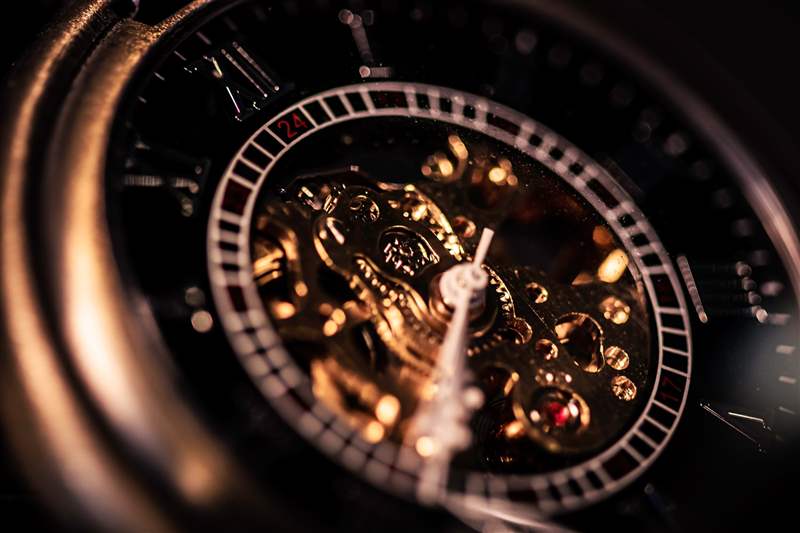 讓時(shí)間永留情感與回憶鐘表收藏家細(xì)數(shù)三十年珍藏冷知識(shí)-復(fù)刻表