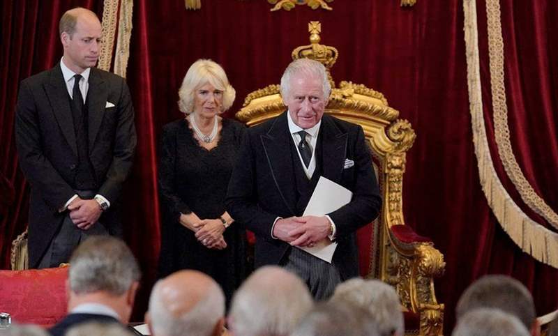 查爾斯三世登基那一刻！見證英國(guó)開啟新時(shí)代的那些表-復(fù)刻表