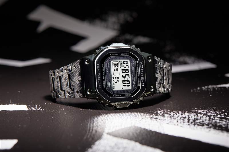 G-SHOCK x Eric Haze 限量版參考。 GMWB-5000EH-1。