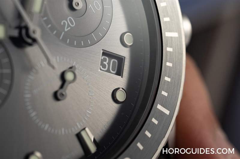 18K紅金藍面、23級鈦灰面，Blancpain五十噚深潛器飛返計時碼表兩款延伸新作-復刻表