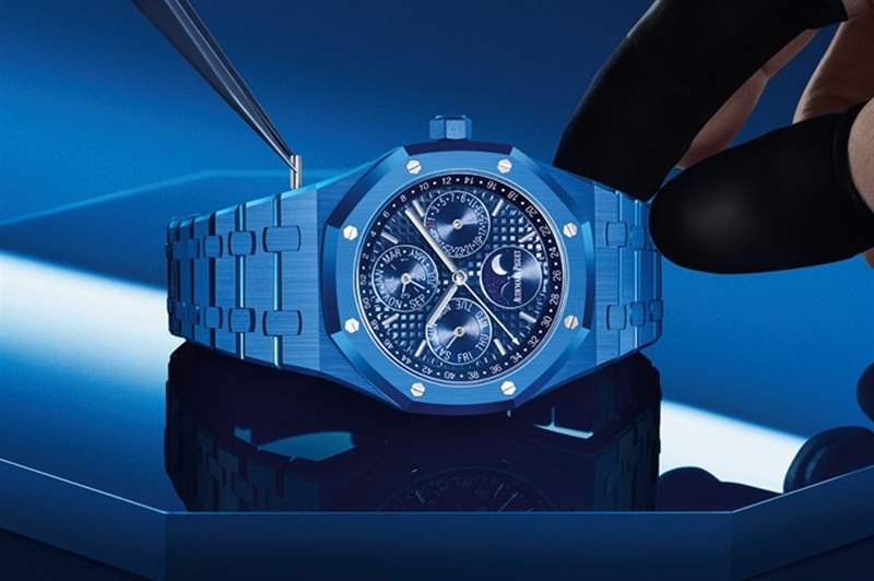 愛彼AUDEMARS PIGUET的陶瓷色彩張力，如何刷新Royal Oak皇家橡樹系列經(jīng)典印象？-復刻表