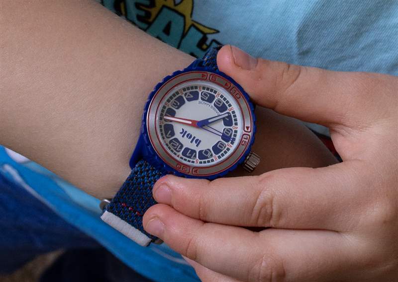 Blok 33 兒童手表評論-復刻表