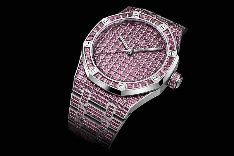 Audemars Piguet推出全新皇家橡樹系列，重塑彩虹-復(fù)刻表