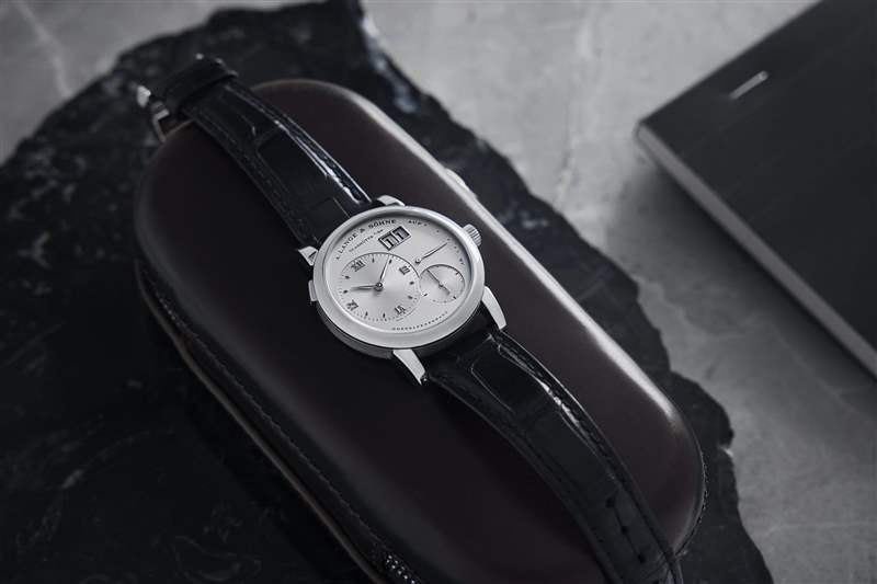 復(fù)古手表A 1994 A. Lange & S?hne Lange 1、2013 FP Journe Chronomètre Bleu 全套和 2001 年百達(dá)翡麗 Aquanaut-復(fù)刻表