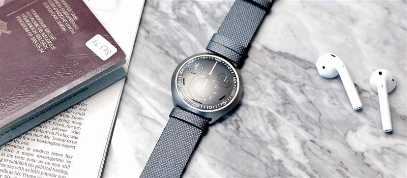 Ressence 推出 E-Crown 系統(tǒng)，在機械表中以電子方式設(shè)置時間-復(fù)刻表