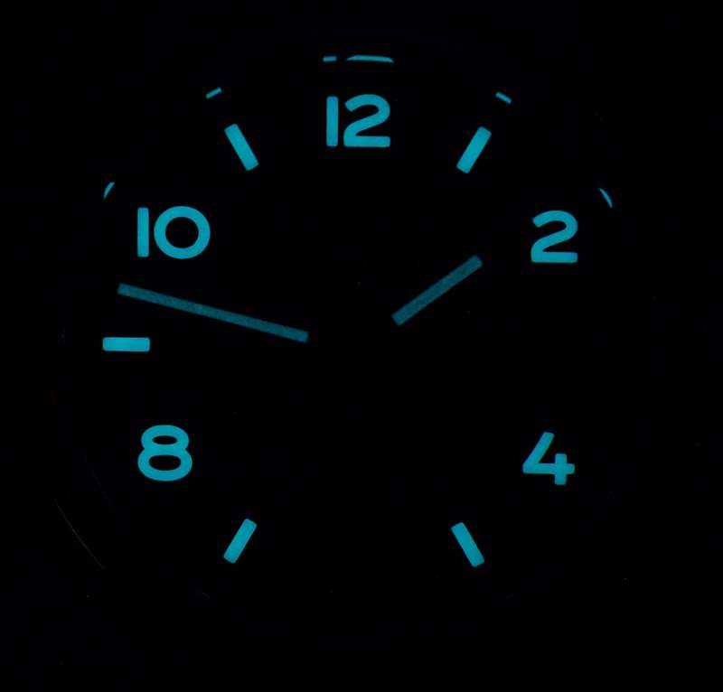 手表評論：Nomos Club Sport Neomatik 42 Date Blue-復刻表