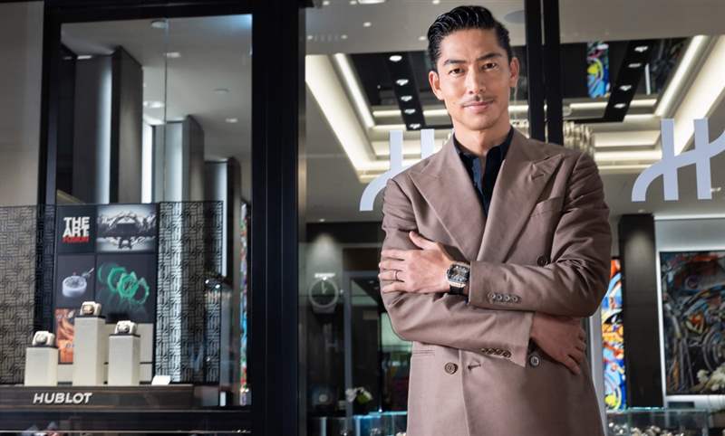 高階運動方表這樣搭，怎一個瀟灑了得｜Hublot Square Bang Unico計時碼表-復(fù)刻表