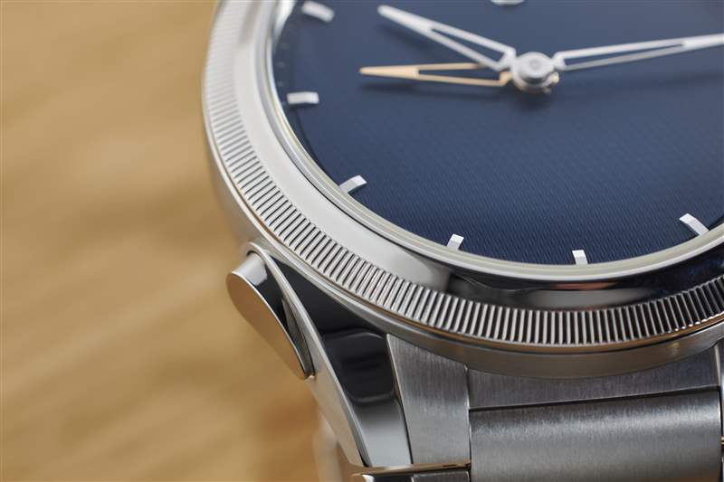 動手帕瑪強尼的新Tonda PF GMT Rattrapante是今年的輕描淡寫-復刻表