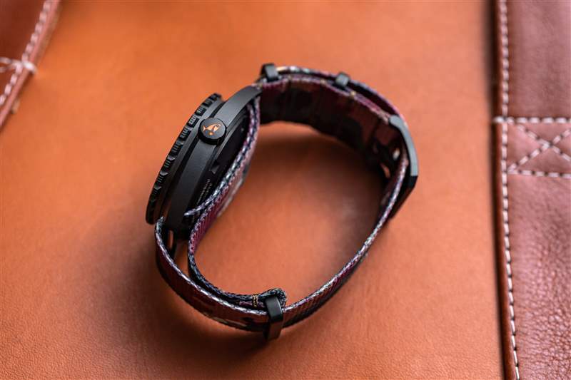 親身體驗神秘的復古Doxa Army以現代陶瓷手表的形式重新出現-復刻表