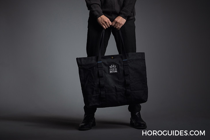 百年靈Top Time Deus強(qiáng)勢(shì)回歸，詮釋現(xiàn)代游人文化-復(fù)刻表