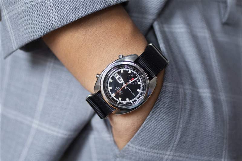 與演員、喜劇演員兼《每日秀》記者Ronny Chieng談手表-復(fù)刻表