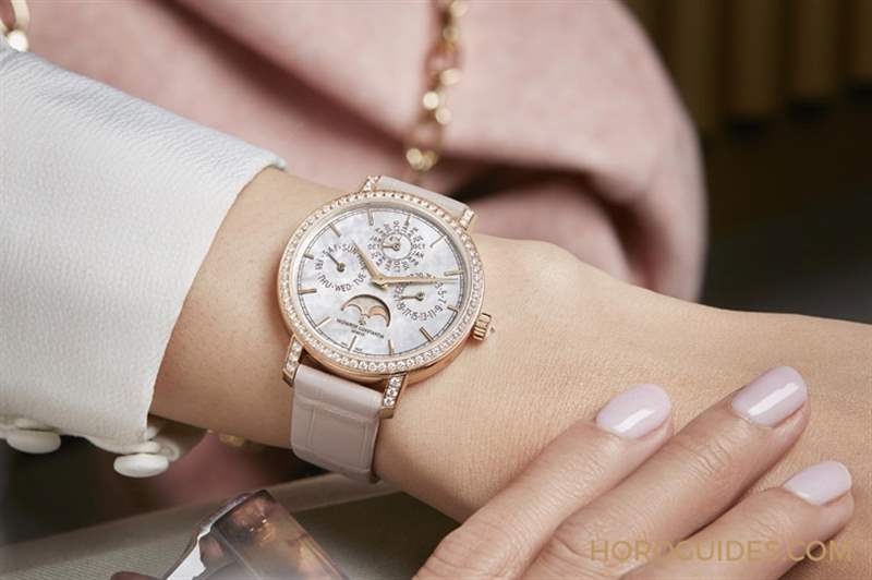 從容感受歲月靜好的滋味｜江詩丹頓Traditionnelle系列計(jì)時(shí)萬年歷、超薄萬年歷-復(fù)刻表