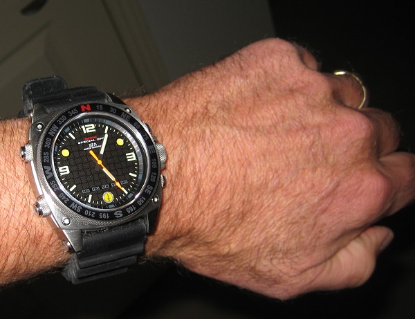 觀看獲勝者評論：MTM消音器-復刻表