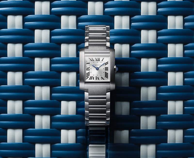 卡地亞重塑標(biāo)志性坦克鉆石腕表-復(fù)刻表