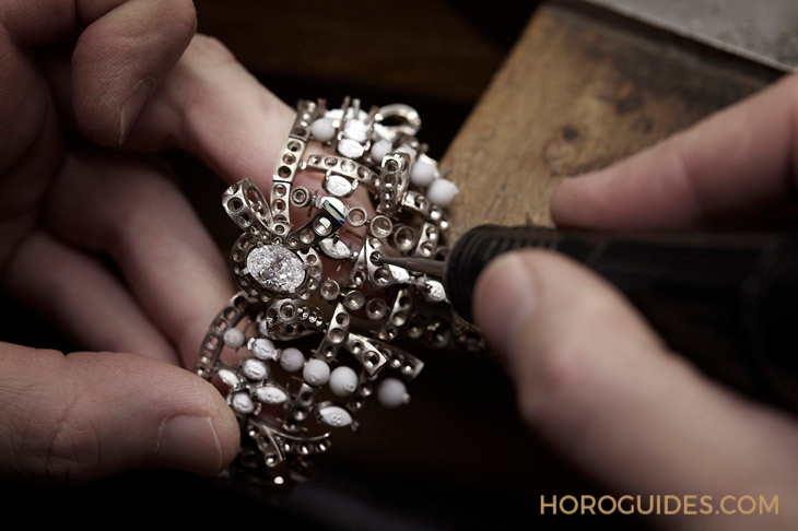 最奢華的斜紋軟呢，TWEED DE CHANEL頂級珠寶系列-復刻表