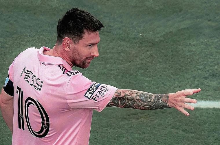 系金耶嗎？網(wǎng)傳足球巨星梅西戴一款 “球王專屬隱藏版” 紫色PP金鷹5811-復(fù)刻表