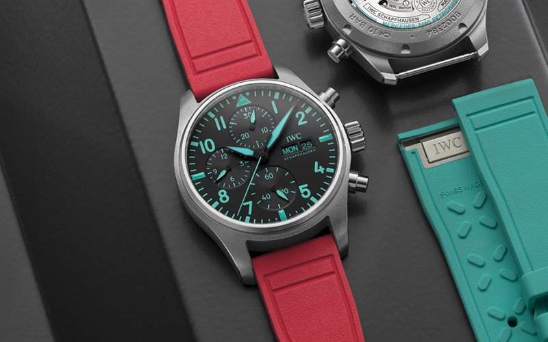 萬國推出Pilot’s Watch Chronograph 41 Mercedes-AMG Petronas Formula One Team Miami Pink計時碼表-復(fù)刻表