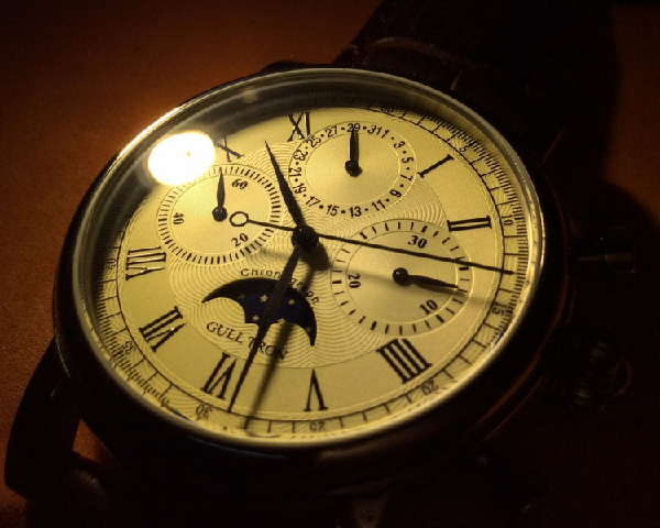 月相手表哪個(gè)品牌最好(月相手表是哪個(gè)品牌最開(kāi)始做的)-復(fù)刻表