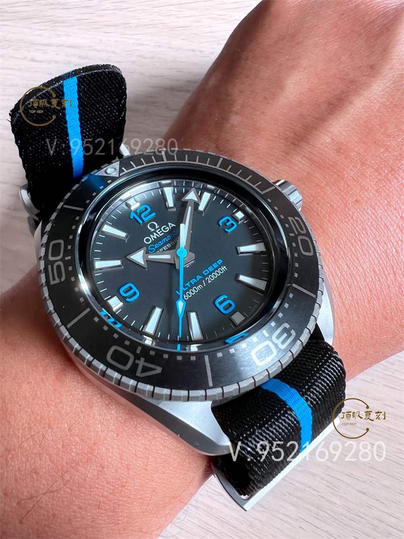 VS廠(SBF廠)海馬6000M介紹,VS廠歐米茄海王潛水腕表值得入手嗎-復(fù)刻表