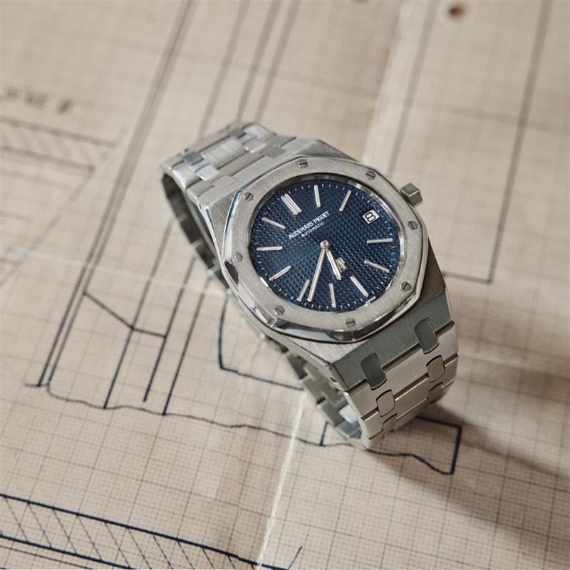 AP皇家橡樹Jumbo16202ST手表最新行情溢價驚人堪稱運動表天花板-復(fù)刻表