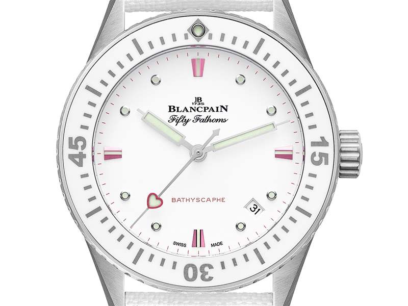 寶珀推出Fifty Fathoms Bathyscaphe Valentine’s Day 2023情人節(jié)主題白色潛水腕表-復(fù)刻表