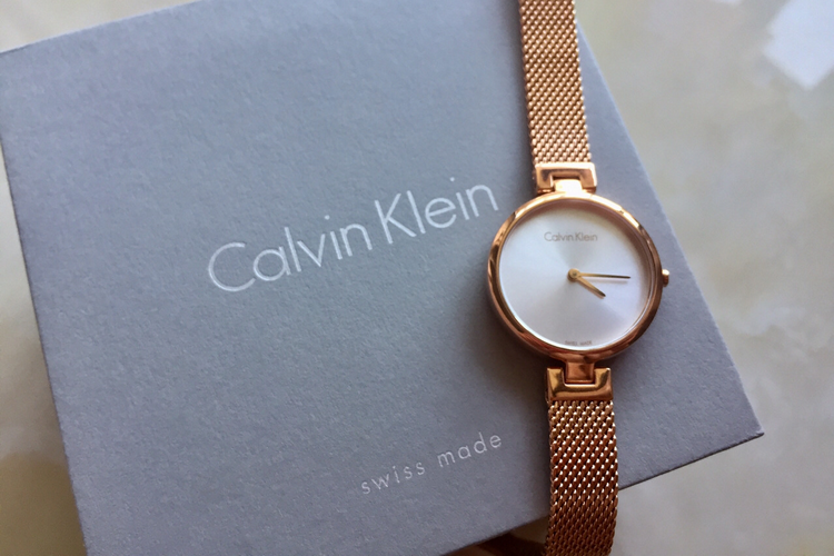 阿瑪尼和CK手表哪個檔次高(阿瑪尼和ck手表哪個牌子大)-復刻表