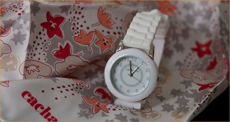 女人戴手表什么牌子比較好(女性戴什么手表品牌好)-復(fù)刻表