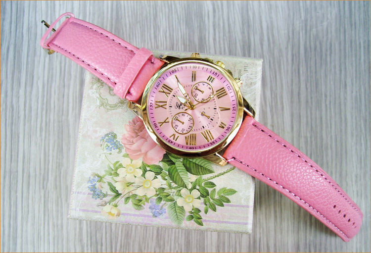 30歲女人戴什么手表好看(適合30歲女人戴的手表品牌)-復刻表