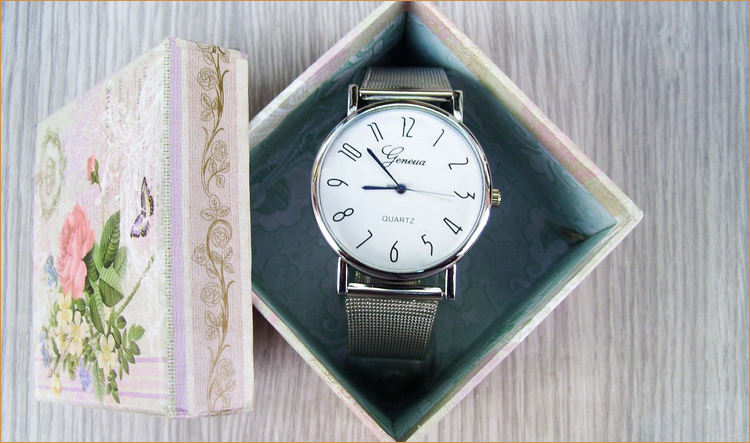 情人節送什么手表好(情人節送男女朋友什么手表比較好)-復刻表