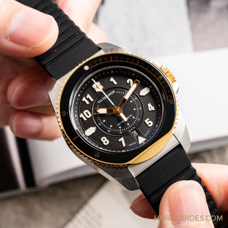 Journey 1884 最潮雙色上身VICTORINOX設(shè)計(jì)力再進(jìn)化-復(fù)刻表