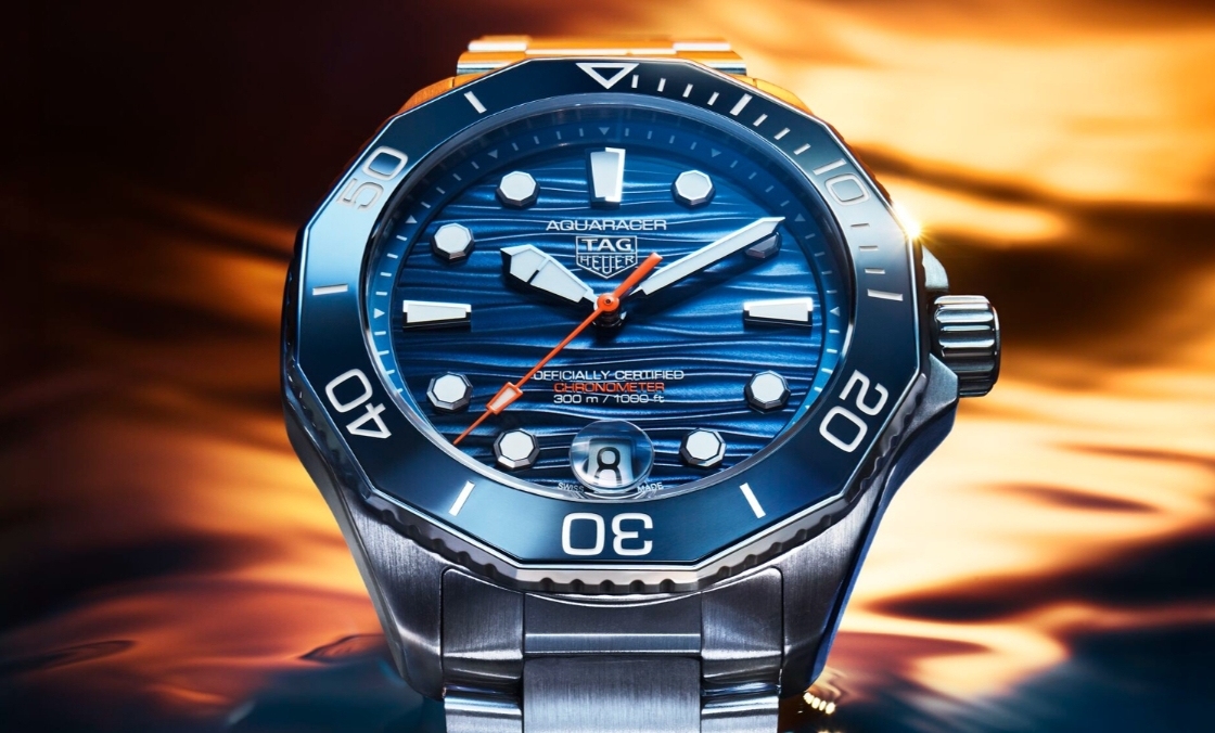 潛水猛將升級(jí)！ TAG HEUER推出全新Aquaracer Professional 300日期腕表與GMT腕表-復(fù)刻表