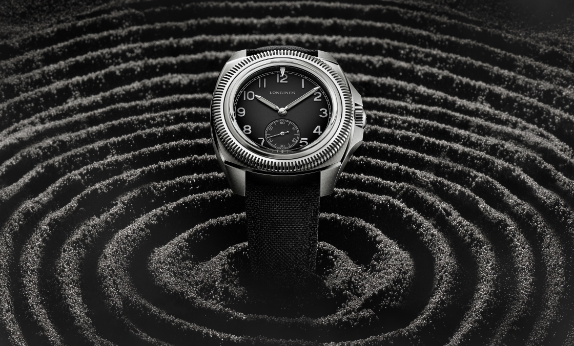 浪琴24年推出Pilot Majetek限量版五級(jí)鈦金屬手表-復(fù)刻表