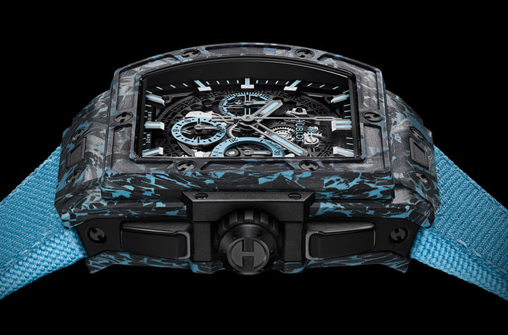 宇舶全新Spirit of Big Bang計時碼表：迷彩藍碳纖維夏日獻禮-復刻表